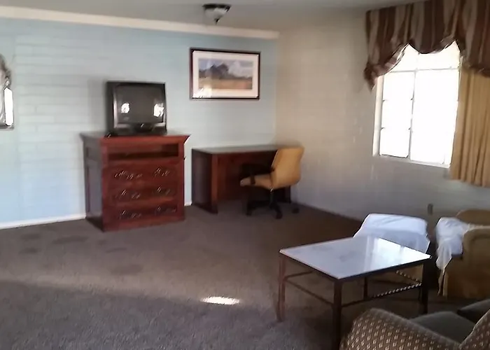 Riviera Motor Lodge